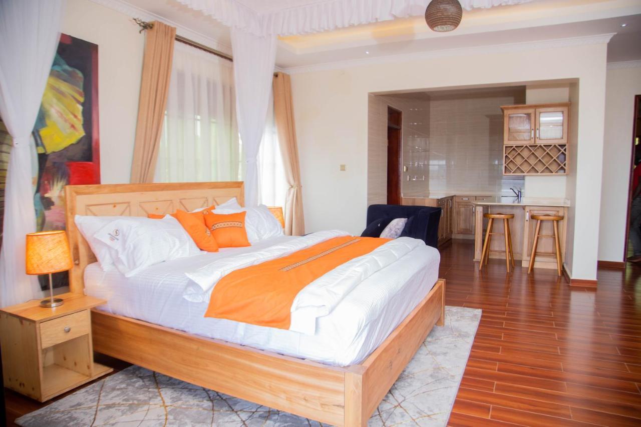 Savannah Suites Lubowa Екстериор снимка