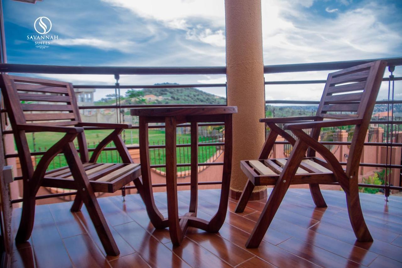 Savannah Suites Lubowa Екстериор снимка
